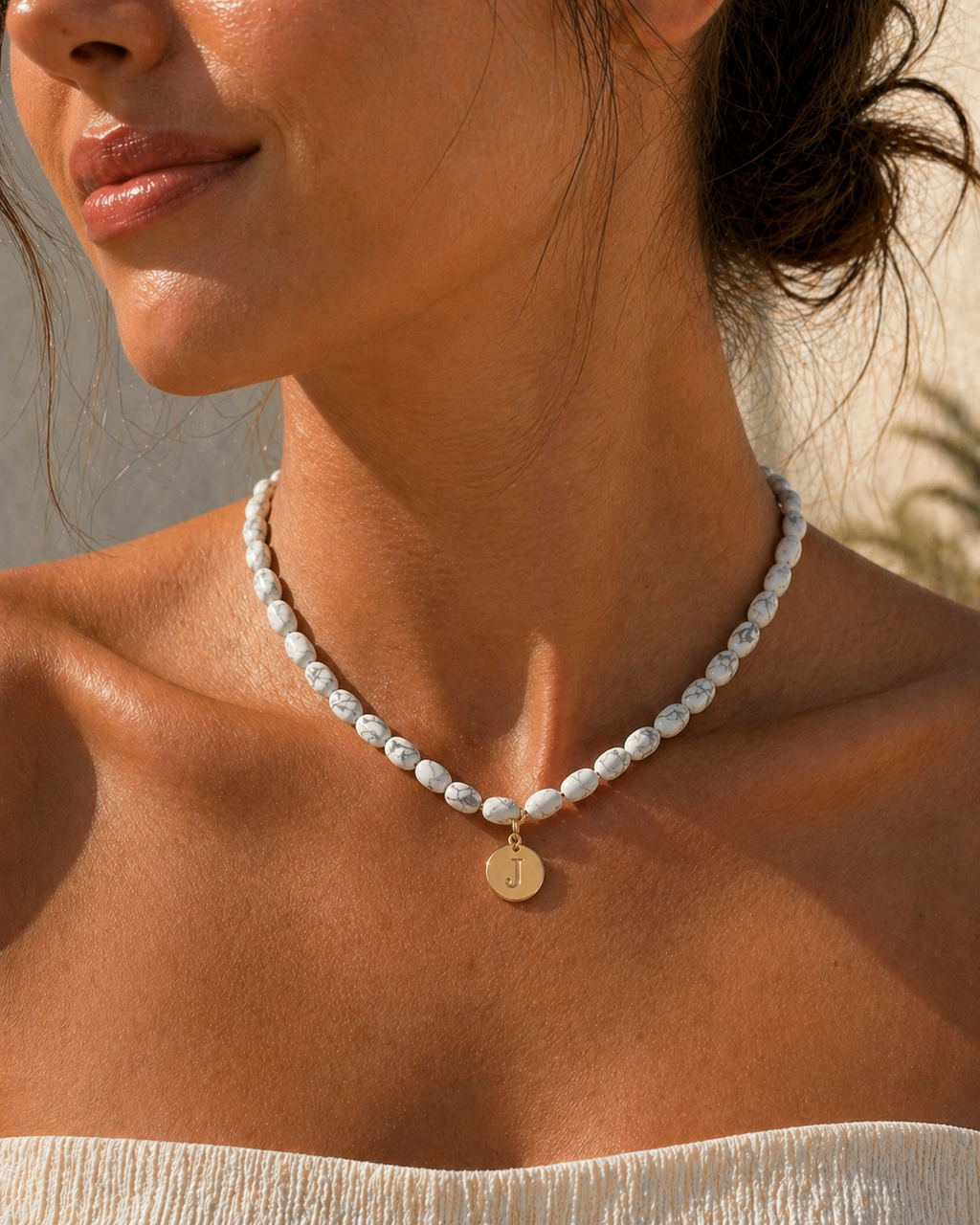 Alma Initiale – Collier Howlite & Or Personnalisé
