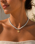 Alma Initiale – Collier Howlite & Or Personnalisé